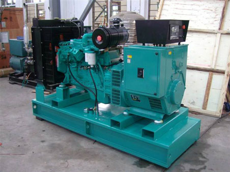 裕安200kw康明斯柴油发电机组图片 裕安200kw康明斯柴油发电机组图片